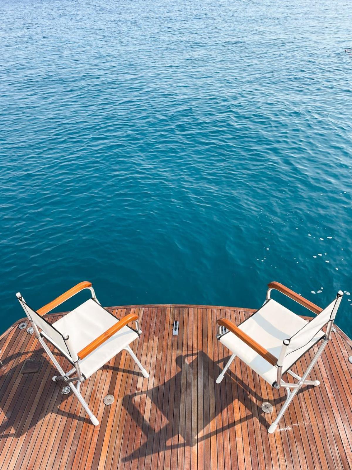 Luxury Private Yacht Botel