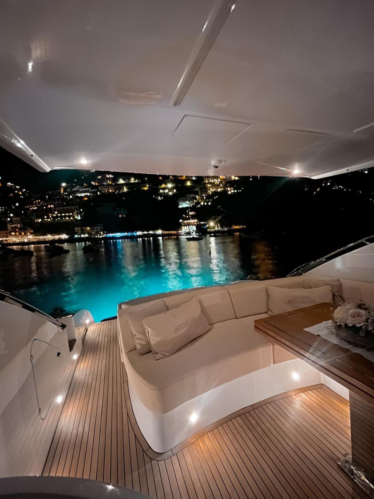 Botel Luxury Private Yacht Amalfi