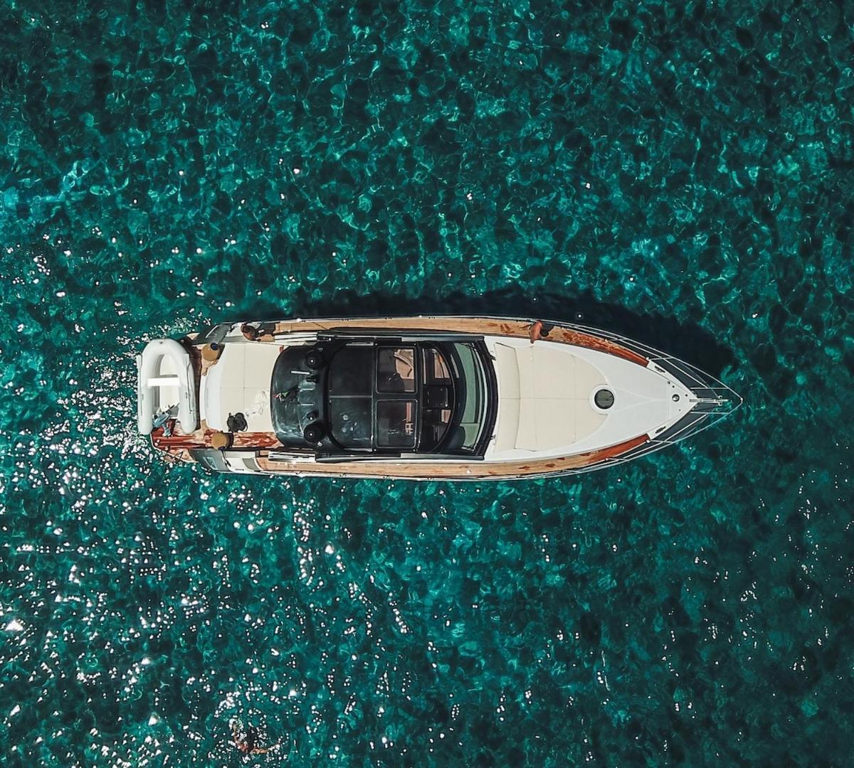 Luxury Private Yacht Botel *