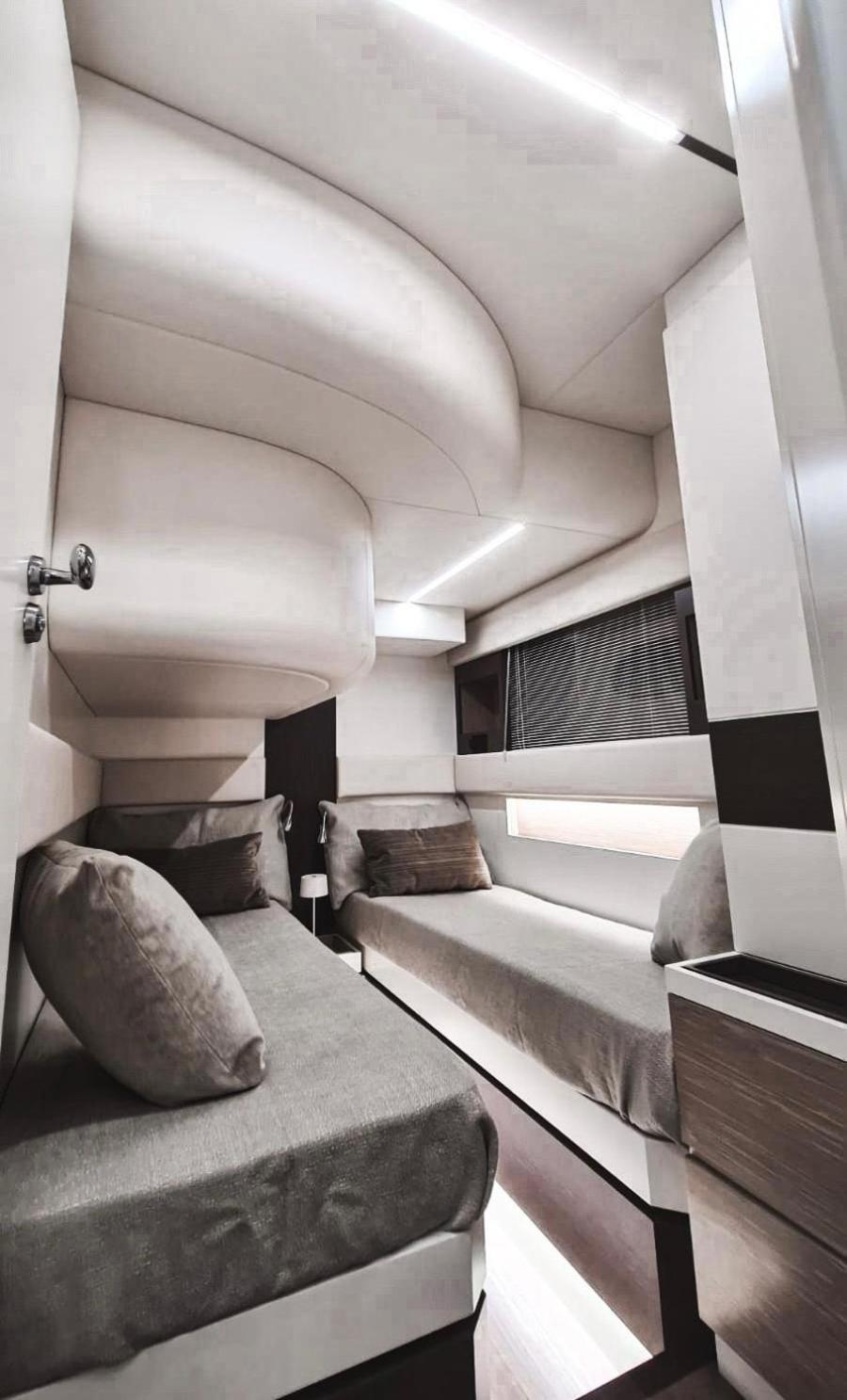 Luxury Private Yacht *
